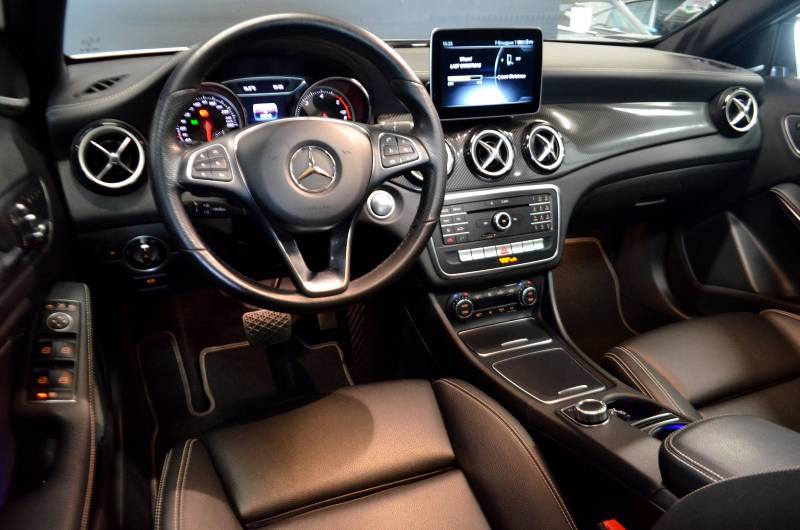 MERCEDES GLA 200 7G-DCT INTUITION d'occasion à vendre à Montluçon dans l'Allier