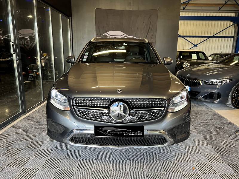 MERCEDES GLC 250 9G-Tronic Executive 4-Matic