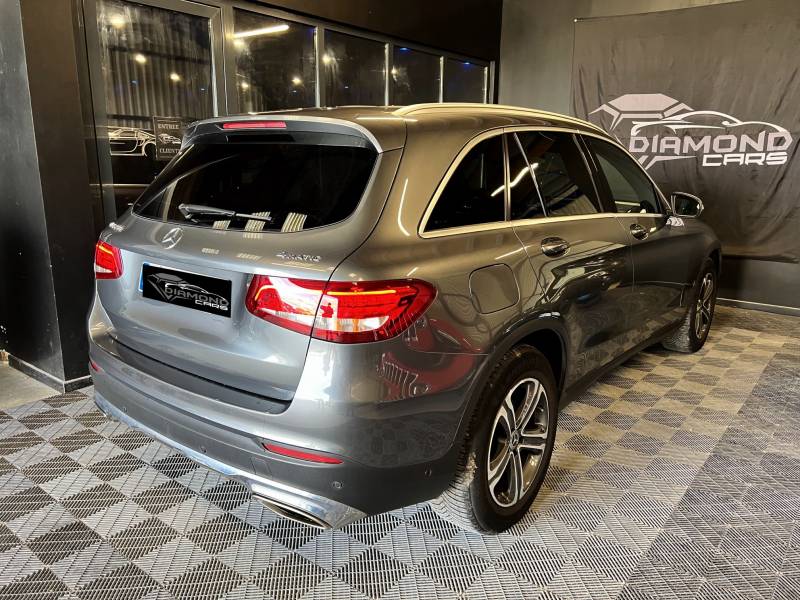 MERCEDES GLC 250 9G-Tronic Executive 4-Matic