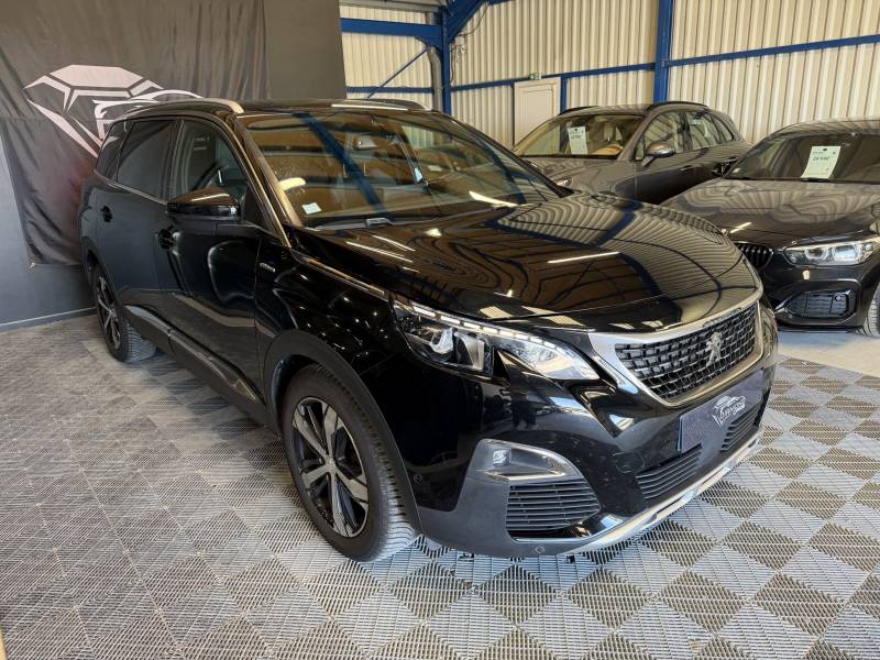 PEUGEOT 5008 1.5 BlueHDi 130 GT LINE