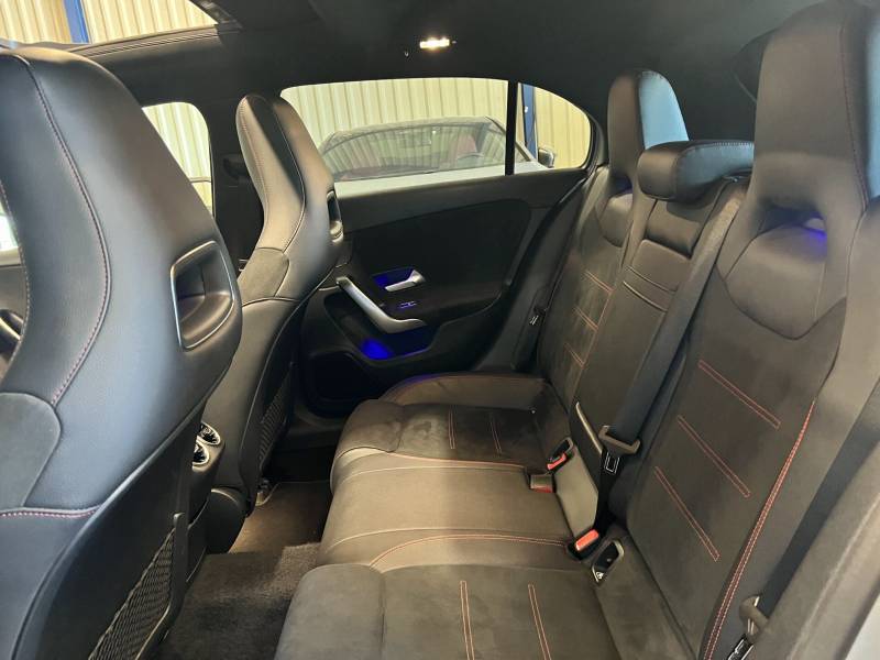 MERCEDES CLASSE A 200 d - AMG Line -*TOIT OUVRANT*