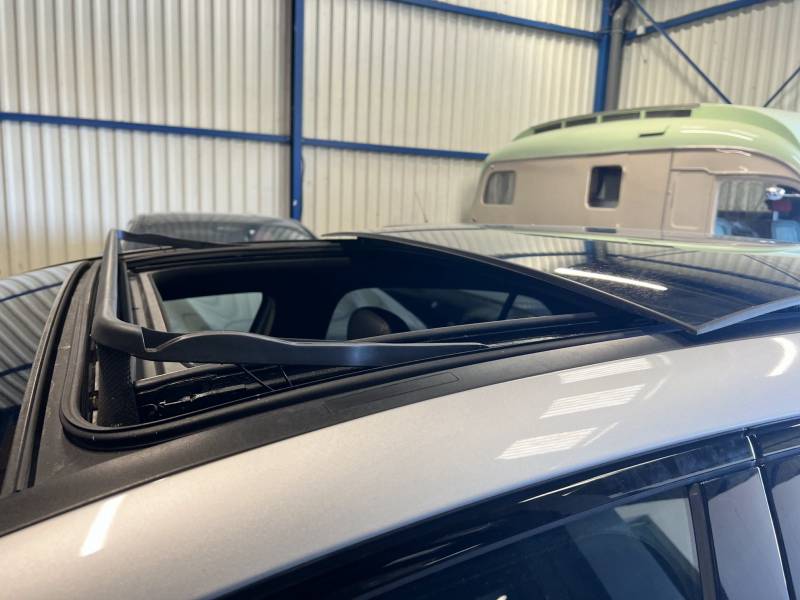 MERCEDES CLASSE A 200 d - AMG Line -*TOIT OUVRANT*