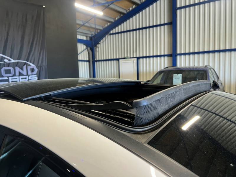 MERCEDES CLA Shooting Brake 220 d - AMG LINE*TOIT OUVRANT*