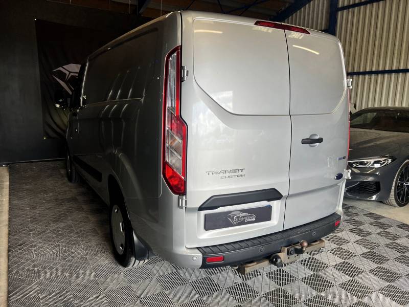 FORD TRANSIT CUSTOM 2.0 TDCi - 130 - L1H1 Limited