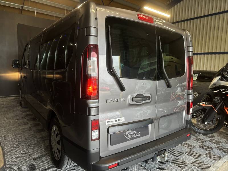RENAULT TRAFIC III L2 1.6 dCi 120 Combi Life L2H1 9 PLACES
