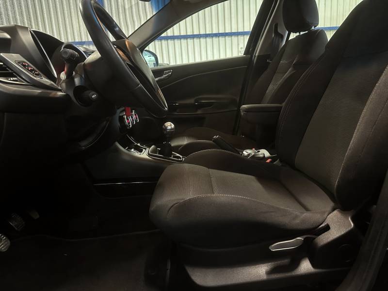 ALFA ROMEO GIULIETTA 1.4 T-jet 120 DISTINCTIVE
