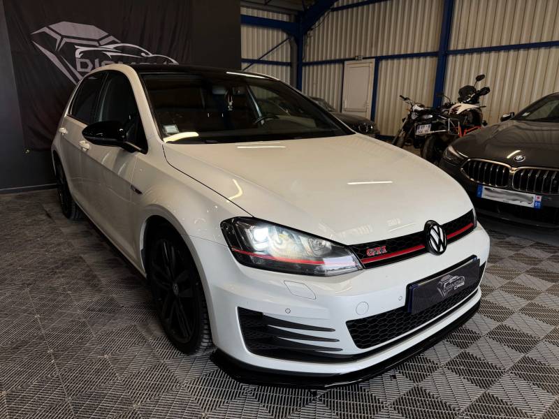 VOLKSWAGEN GOLF VII 2.0 TSI BlueMotion 230 DSG 6 GTI PERFORMANCE