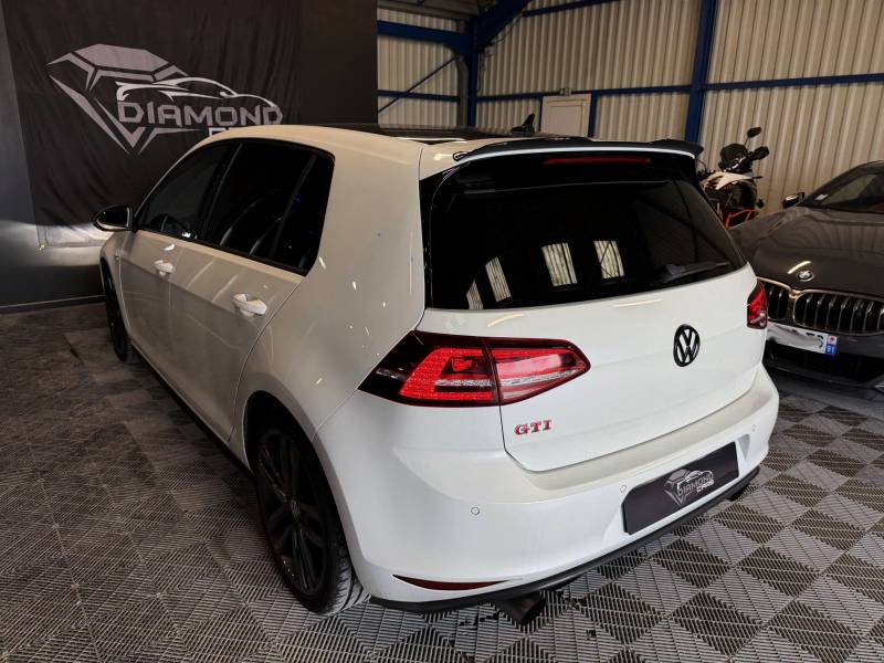 VOLKSWAGEN GOLF VII 2.0 TSI BlueMotion 230 DSG 6 GTI PERFORMANCE