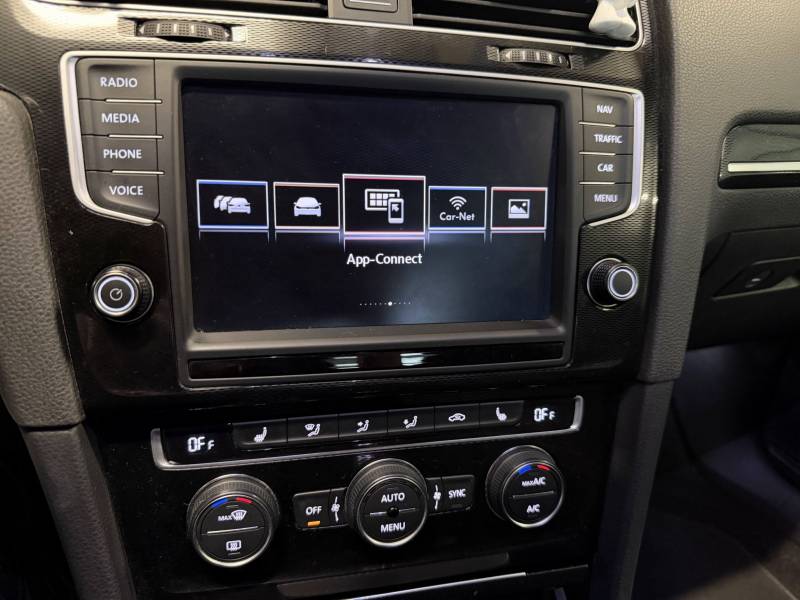 VOLKSWAGEN GOLF VII 2.0 TSI BlueMotion 230 DSG 6 GTI PERFORMANCE