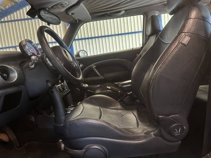 MINI MINI COOPER 1.6i 115 R50 R53 Park Lane