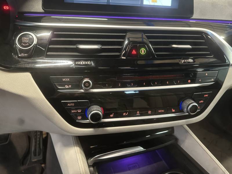 BMW SERIE 5 G31 520d XDRIVE Touring BVA Steptronic M SPORT