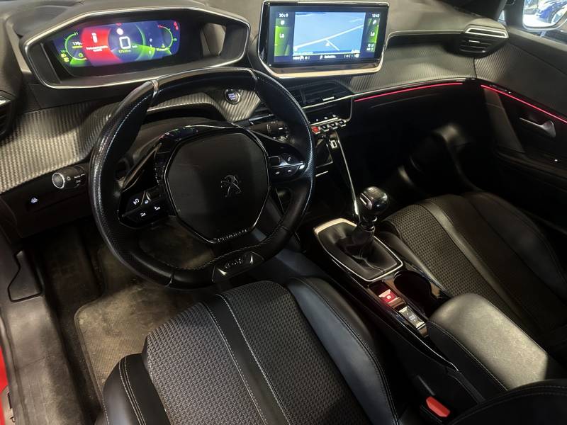 PEUGEOT 208 1.2i 100 GT Pack