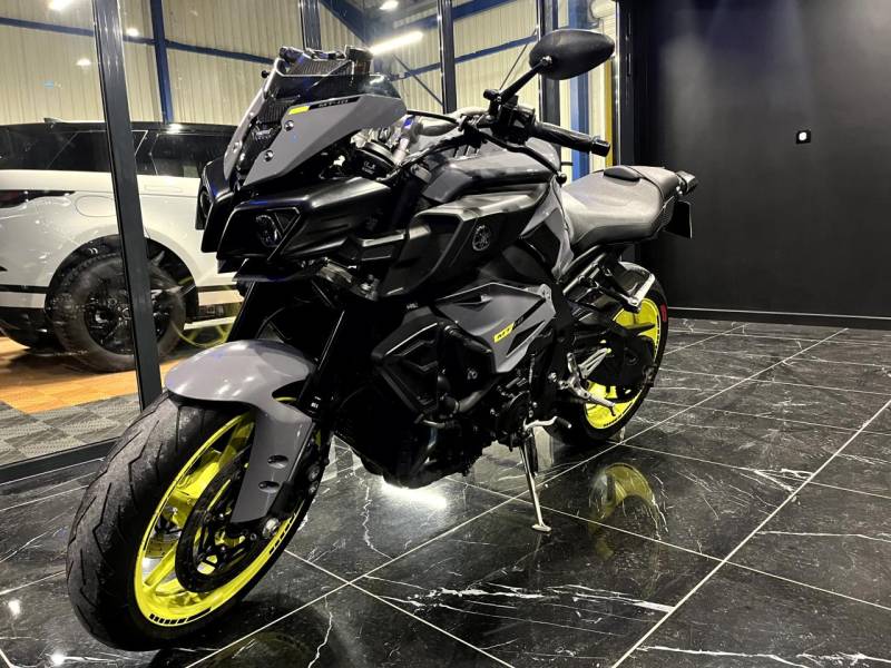 Vente d'occasion moto YAMAHA MT-10 dans l'Allier